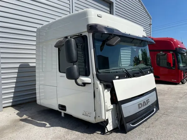 Cabina DAF XF 106 SPACE CAB Manual - Estado Usado image 3