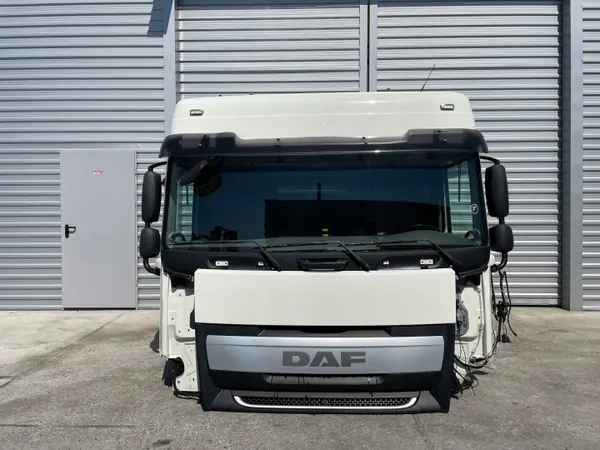 Cabina DAF XF 106 SPACE CAB Manual - Estado Usado image 6