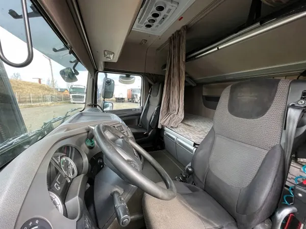 Cabina DAF XF 106 SPACE CAB Manual - Estado Usado image 9