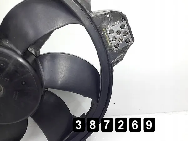 Jäähdyttimen tuuletin Renault Megane 2010 deflektorilla OEM mm112c 214810 image 2