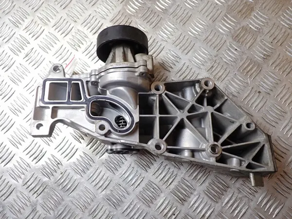 Vattenpump BMW 118i F20 2019 OEM 7644804 image 2