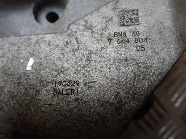 Vattenpump BMW 118i F20 2019 OEM 7644804 image 7