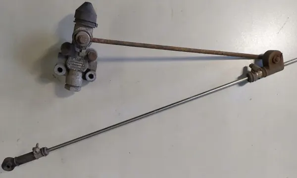 Knorr-Bremse luftfjädringsventil (II19425) (SV1395) image 2
