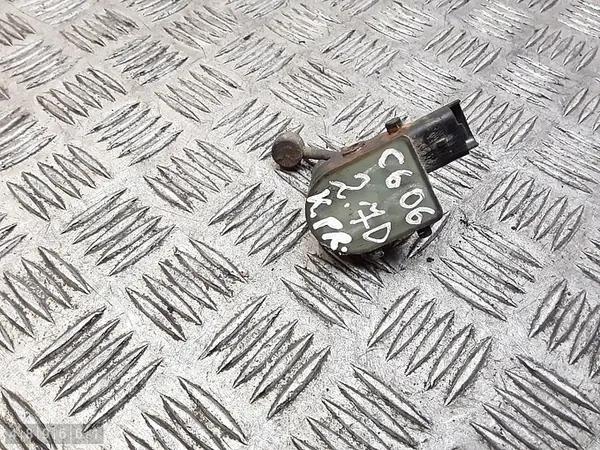 Capteur de niveau Citroen C6 2006 image 1