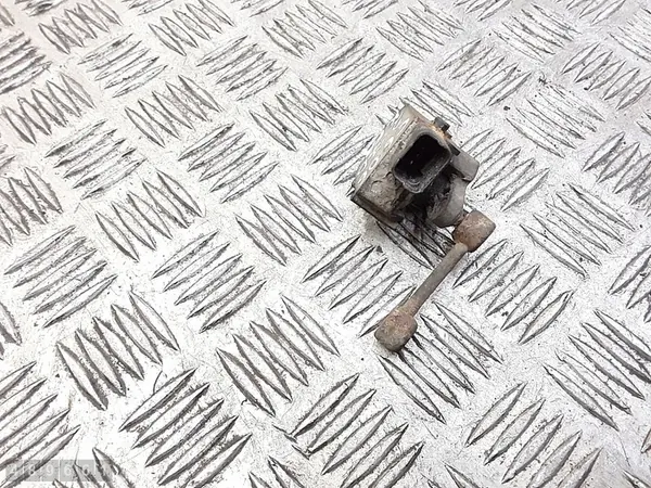 Capteur de niveau Citroen C6 2006 image 3