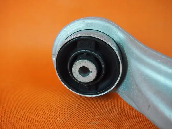 Braccio di Controllo Anteriore Audi A8 4H Destro 72KM 4H0407694F image 6