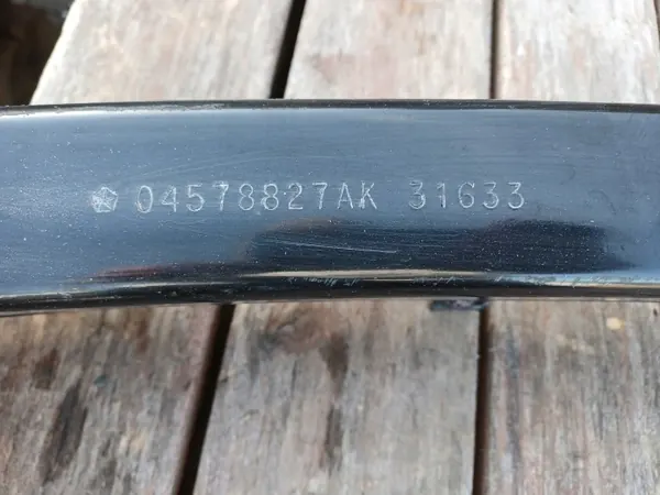 Jeep Grand Cherokee Bakre Stötfångarbalk OEM 04578827AK image 6