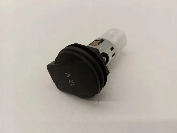Audi A4 S4 B8 Armaturenbrett-Zigarettenanzünder OEM 8E0919389 image 4