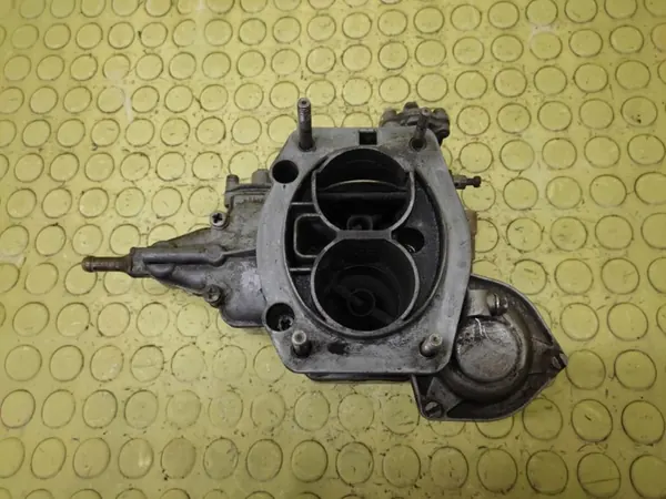 Carburateur Lada Niva 1.6 image 1