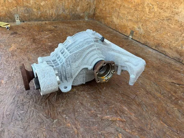 Bakaxel differential Audi A4 B9 3.0 TDI Begagnad image 3