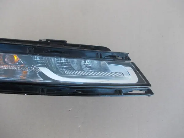 Rechte DRL-Leuchte Citroen C5 Aircross OEM 9816946580 image 7
