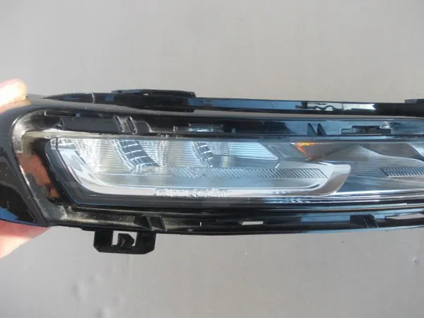 Rechte DRL-Leuchte Citroen C5 Aircross OEM 9816946580 image 8