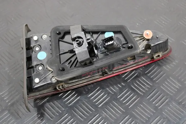 Vänster bakluckelampa Alfa Romeo Stelvio image 2