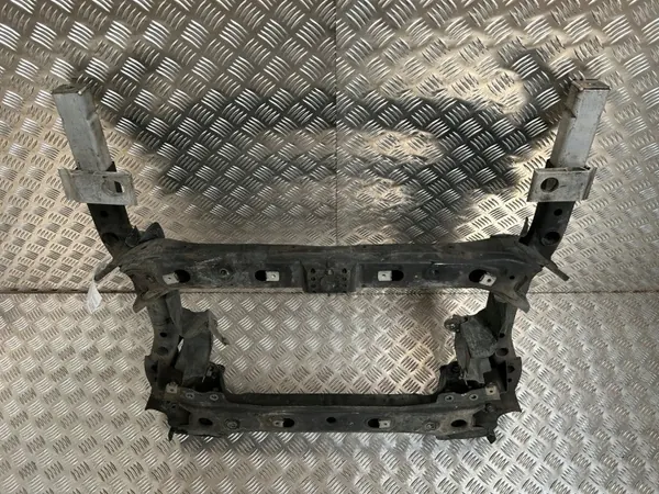 UTO55303 Voorste hulpframe voor Mercedes C W205 image 5