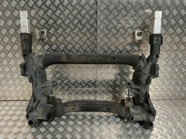 UTO55303 Voorste hulpframe voor Mercedes C W205 image 6