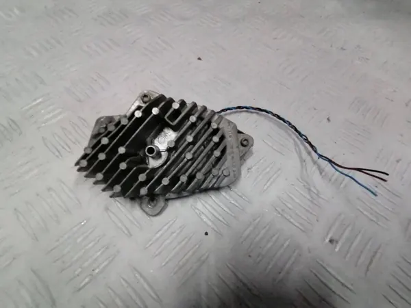 Módulo LED OEM 7910111099C para VW Golf VII GTE image 2