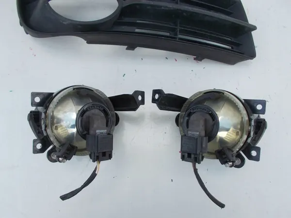 Fari fendinebbia con griglie VW Touran I 03-06 image 7