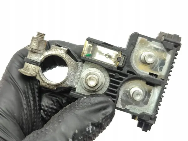 Nissan 370Z 2013 Accu relais zekering OEM AMD185387 image 3