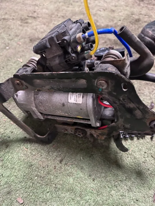 Compressor suspensão BMW 5 G30 G31 OEM 194127-10 image 7