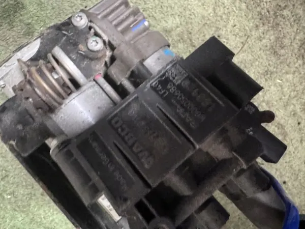 Compressor suspensão BMW 5 G30 G31 OEM 194127-10 image 8