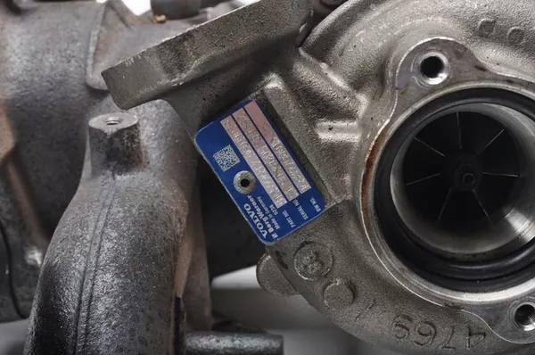 VOLVO S90 V90 XC90 2.0 D5 Turbocompresor 31459963 image 5