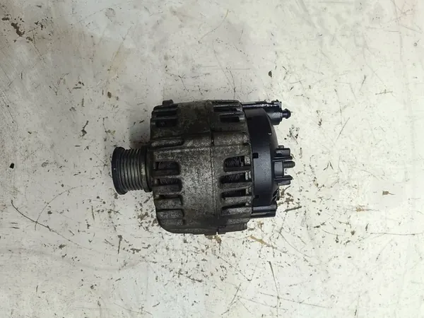 Vaihtovirtageneraattori Volkswagen OE 03L903024G image 2