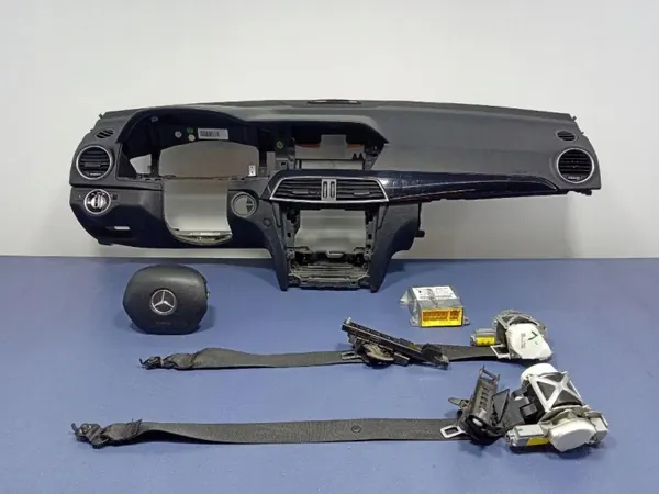 Dashboard OEM 2046805787 voor Mercedes C W204 image 2