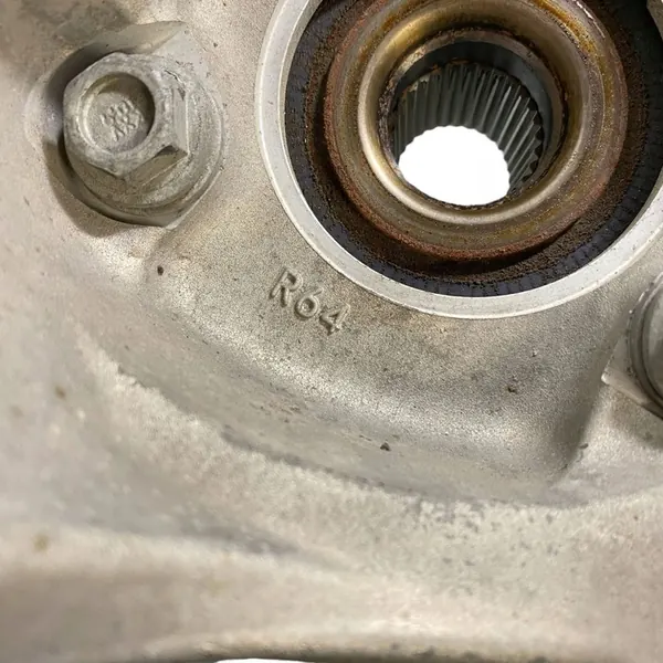 Chevrolet Equinox 2020 Cuscinetto e mozzo ruota lato destro image 8