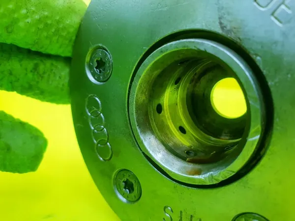 Muuttuvan Venttiilin Ajoituspyörä Audi A4 B7 A3 8P A6 C6 2.0 TFSI image 5