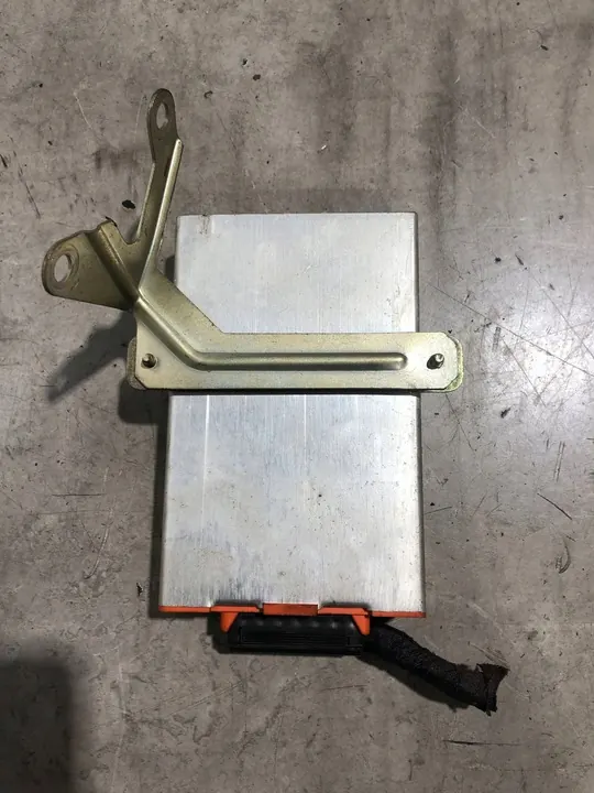 Cruise Control Module Mercedes W126 image 3