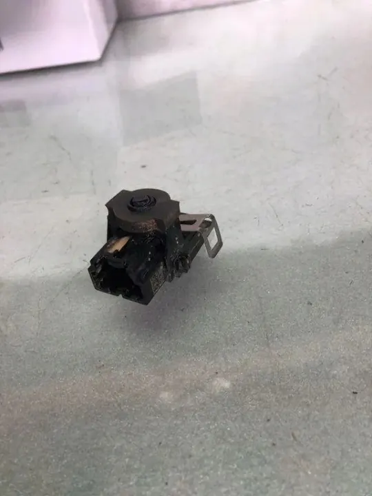 Sensor de sol OEM ML3H19E907 para Ford 2.0L Diesel image 3