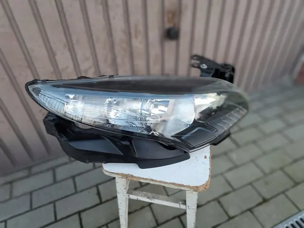 Oikea ajovalo Renault OE 260102973R image 2