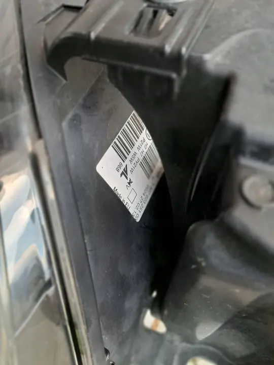 Oikea ajovalo Renault OE 260102973R image 8