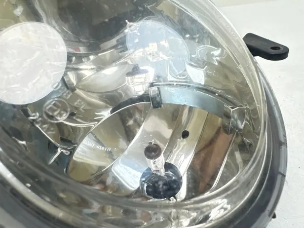 Hyundai Getz halógeno esquerdo image 2