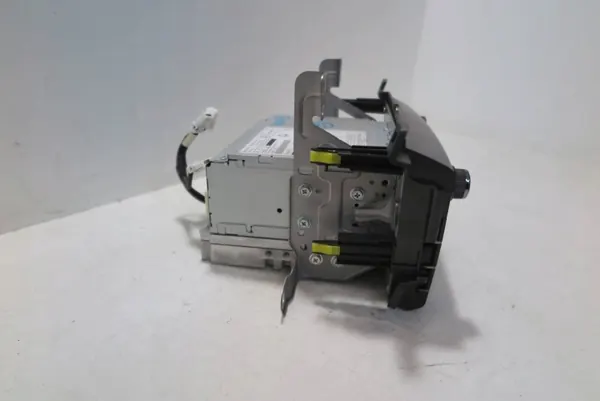 Toyota RAV4 IV Navigationsradio OEM 8614042240 image 6