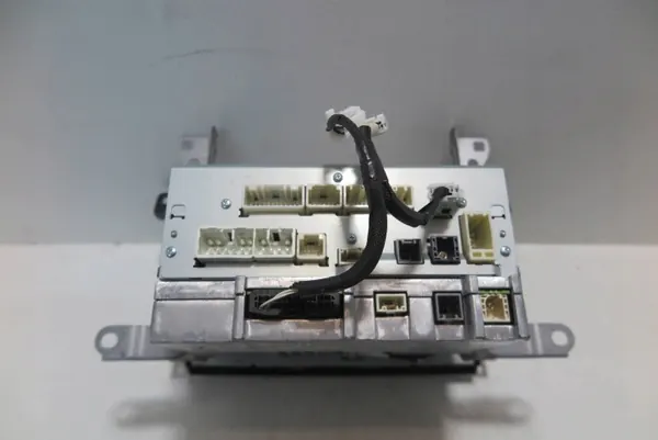 Toyota RAV4 IV Navigationsradio OEM 8614042240 image 8
