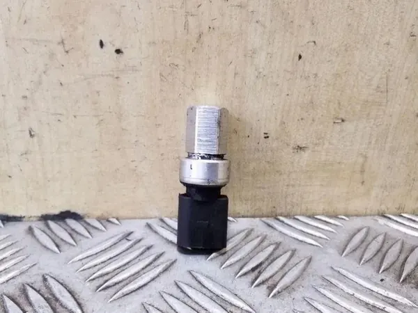 Capteur de pression A/C OEM 1J0959126 pour Audi Q7 4L image 2