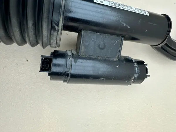 Mercedes S-klasse W223 Voor linker luchtveer OEM A2233206302 image 3