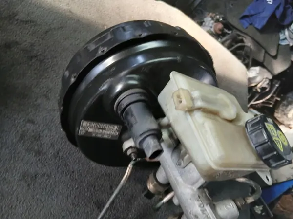 Bomba de freno Volvo P30714320 para V70/XC70/S60 image 4