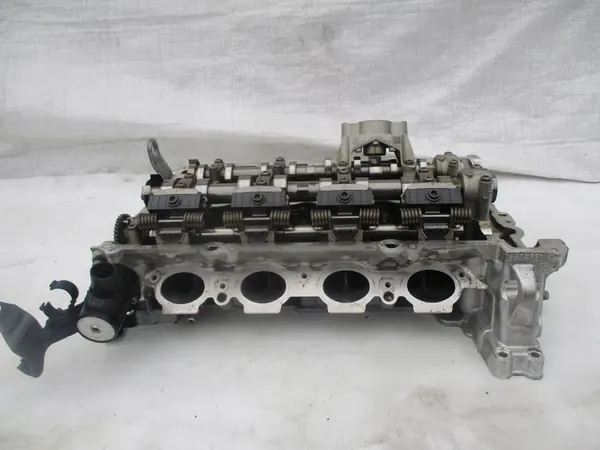 BMW F30 F31 F20 F21 G20 G21 G30 G31 G01 X3 2.0 B48 B46 Cylinder Head image 2