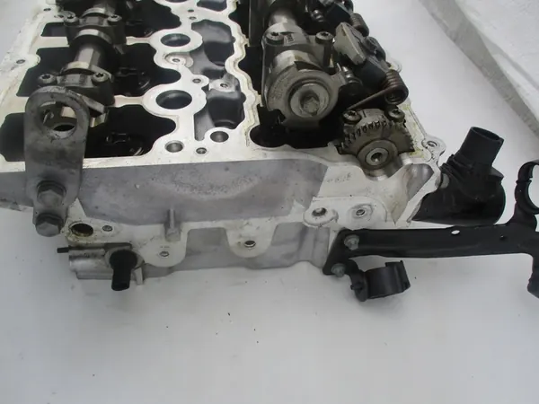 BMW F30 F31 F20 F21 G20 G21 G30 G31 G01 X3 2.0 B48 B46 Cylinder Head image 6