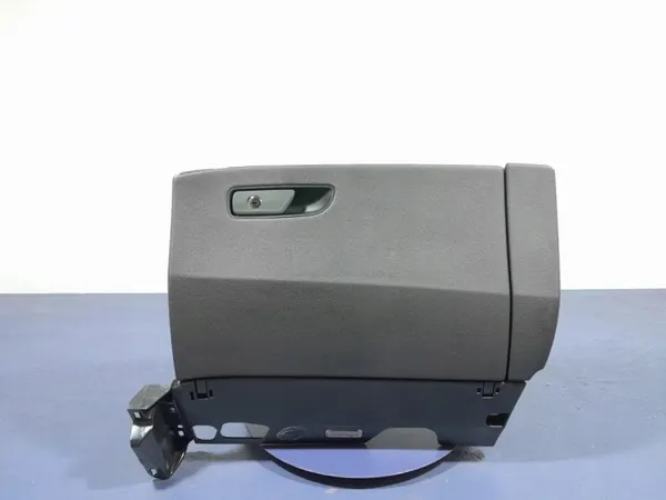 Audi Q7 II Passagerarhandskfack OEM 4M1857035R image 2