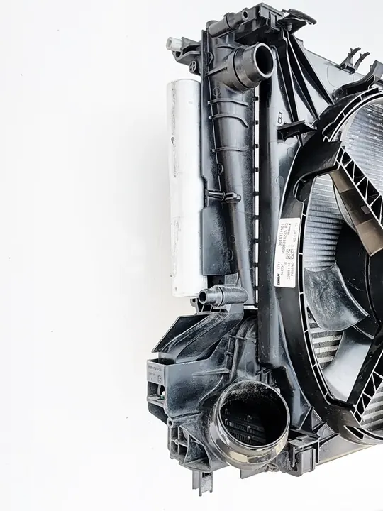 BMW Vattensradiator OE 17118603089 image 3