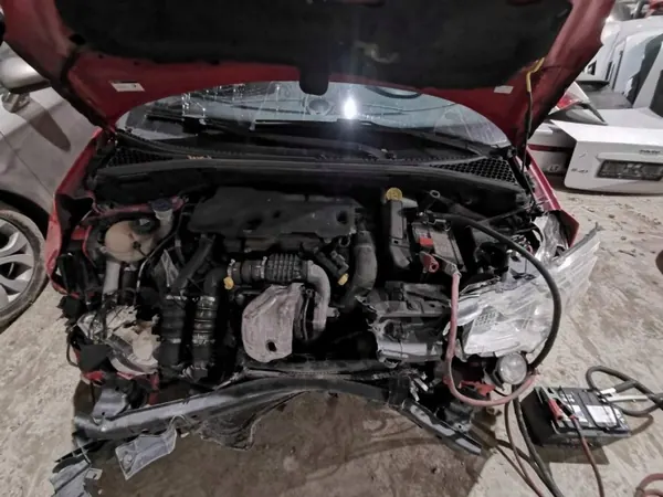 OEM 9676780580 Motor- & Växellådsfästen Peugeot 208 image 7