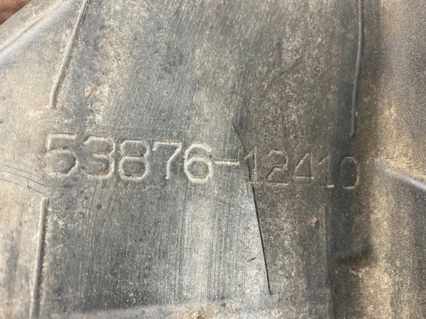 Toyota Corolla E140 E150 Etu Lokasuoja 5387612410 image 7