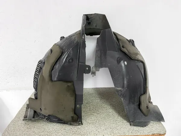 OEM 9827397680 Guardabarros Delantero Derecho Citroen C5 Aircross image 2