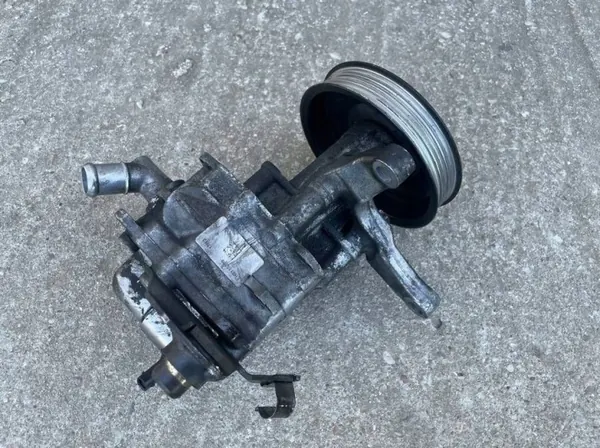 Ohjauspumppu OEM 6798665 BMW N57 3.0D/3.5D image 4