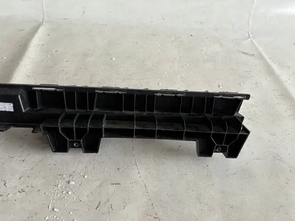 VW Touareg III Etupuskuri 760807109 image 5