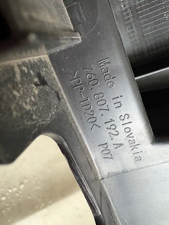 VW Touareg III Etupuskuri 760807109 image 6