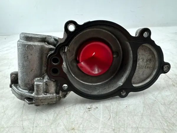 Válvula de control del árbol de levas OEM 103L109096 - Usado image 3